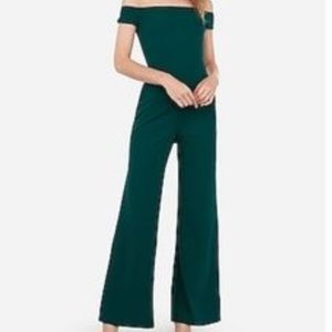 Express green off the shoulder formal jumpsuit size small great condition